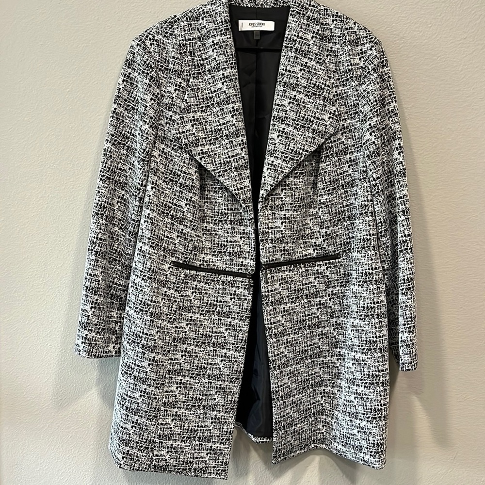 Like new, long blazer